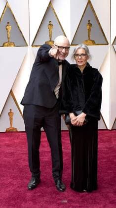 Juanjo Gimenez (L) and his wife (R) arrive to the red carpet during the 89th academy awards at the Dolby Theatre in Hollywood, California, USA, 26 February 2017. The Oscars are presented for outstanding individual or collective efforts in 24 categories in filmmaking. Press Room - 89th Academy Awards !ACHTUNG: NUR REDAKTIONELLE NUTZUNG!  Copyright: xArmandoxArorizox 20170227-636237790105506457