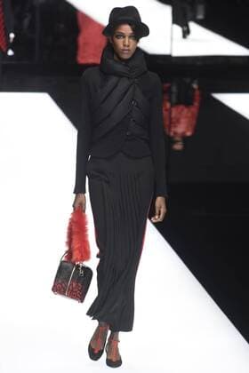 Milan woman s Fashion Week Fall Winter 2017 2018 Giorgio Armani Fashion Show Pictured  Copyright: xSimonaxChiocciax xIPAx xFotosickix
