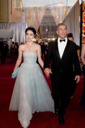Feb 26, 2017 - Hollywood, California, U.S. - ROSALIND ROSS and Oscar nominee MEL GIBSON arrive at The 89th Oscars at the Dolby Theatre in Hollywood, CA on Sunday, February 26, 2017. Hollywood U.S. - ZUMAz03_ 20170226_sho_z03_829 Copyright: xJohnxSalangsangx