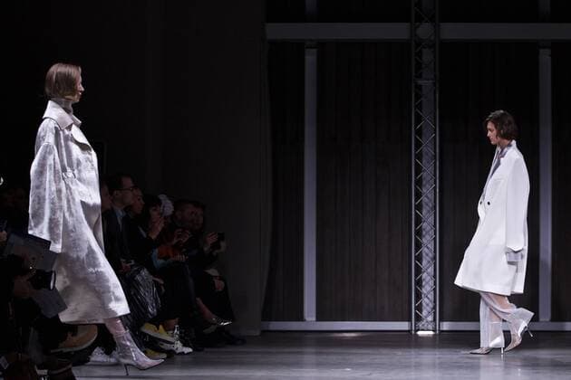Models present creations of Chinese designer brand RICOSTRU during Milan Fashion Week Fall Winter 2017 2018 in Milan, Italy on Feb. 27, 2017. ) ITALY-MILAN-FASHION WEEK-RICOSTRU JinxYu 