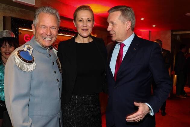 Hannover, erste Stunk Sitzung der Lindener Narren im GOP, , Bettina und Christian Wulff, Martin Argendorf Präsident der Lindener Narren
