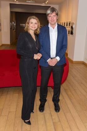Annette Frier und Wolfgang Bergmann (Geschaeftsfuehrer ARTE D) - Premiere der 10-teiligen ARTE Doku-Reihe Ach, Europa! im Maison de France in Berlin am 28.02.2017. ARTE Doku-Reihe Ach, Europa!