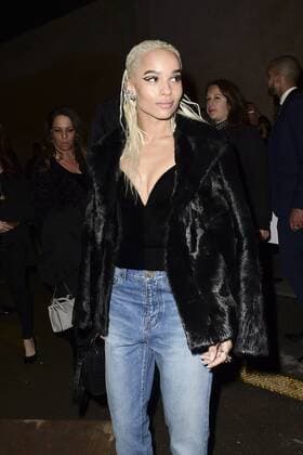 Zoe Kravitz - Ankunft Modenschau Yves St Laurent - Paris - 28 02 2017 JBAutissier Panoramic 