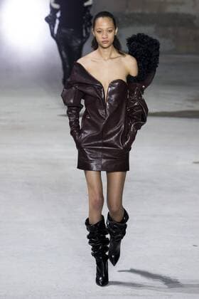 215948 Marineau Starface 2017-02-28 Paris France Paris Fashion Week. Défilé PAP Automne-hiver 2017. Saint Laurent. Saint Laurent , autumn-winter 2017 Paris, France Paris fashion week. Parade ready to wear fall winter 2017. Editorial use only _sans_perso  Copyright: xMarineaux STAR_215948_006