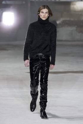 215948 Marineau Starface 2017-02-28 Paris France Paris Fashion Week. Défilé PAP Automne-hiver 2017. Saint Laurent. Saint Laurent , autumn-winter 2017 Paris, France Paris fashion week. Parade ready to wear fall winter 2017. Editorial use only _sans_perso  Copyright: xMarineaux STAR_215948_035