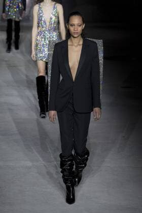 215948 Marineau Starface 2017-02-28 Paris France Paris Fashion Week. Défilé PAP Automne-hiver 2017. Saint Laurent. Saint Laurent , autumn-winter 2017 Paris, France Paris fashion week. Parade ready to wear fall winter 2017. Editorial use only _sans_perso  Copyright: xMarineaux STAR_215948_068