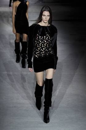 215948 Marineau Starface 2017-02-28 Paris France Paris Fashion Week. Défilé PAP Automne-hiver 2017. Saint Laurent. Saint Laurent , autumn-winter 2017 Paris, France Paris fashion week. Parade ready to wear fall winter 2017. Editorial use only _sans_perso  Copyright: xMarineaux STAR_215948_085