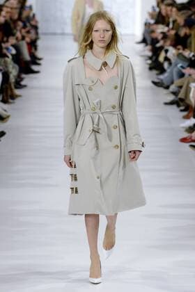 215960 Marineau Starface 2017-03-01 Paris France Paris Fashion Week. Defile PAP Automne-hiver 2017. Maison Margiela. Maison Margiela , autumn-winter 2017Paris, France Paris Fashion Week. Parade PAP Fall-Winter 2017. Maison Margiela. _sans_perso  Copyright: xMarineaux STAR_215960_001