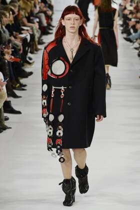 215960 Marineau Starface 2017-03-01 Paris France Paris Fashion Week. Defile PAP Automne-hiver 2017. Maison Margiela. Maison Margiela , autumn-winter 2017Paris, France Paris Fashion Week. Parade PAP Fall-Winter 2017. Maison Margiela. _sans_perso  Copyright: xMarineaux STAR_215960_024