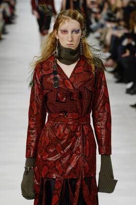 215960 Marineau Starface 2017-03-01 Paris France Paris Fashion Week. Defile PAP Automne-hiver 2017. Maison Margiela. Maison Margiela , autumn-winter 2017Paris, France Paris Fashion Week. Parade PAP Fall-Winter 2017. Maison Margiela. _sans_perso  Copyright: xMarineaux STAR_215960_026