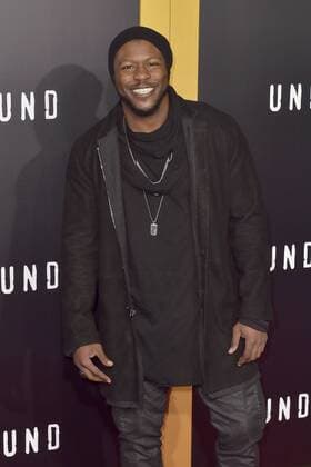 Edwin Hodge bei der Season 2 Premiere der WGN America TV-Serie Underground im Westwood Village Theater. Los Angeles, 28.02.2017 Foto:xD.xStarbuckx xFuturexImage