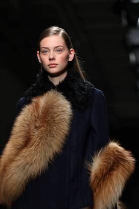 A model takes to the catwalk during the presentation of Guy Laroche show as part of the Fall-Winter 2017-18 Paris Fashion Week on March 1, 2017.  PAR20170301108 MAYAxVIDON-WHITE