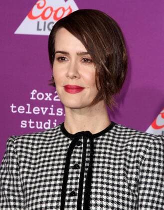 March 1, 2017 - Los Angeles, CA, United States - 1 March 2017 - Los Angeles, California - Sarah Paulson... FXÃ¢â‚¬â ¢s Feud: Bette and Joan Premiere held at the GraumanÃ¢â‚¬â ¢s Chinese Theatre. Photo Credit: AdMedia Los Angeles United States - ZUMAa123 20170301_zaa_a123_053 Copyright: xAdmediax