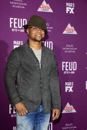LOS ANGELES - MAR 1: Cuba Gooding Jr at the Feud: Bette And Joan Premiere Screening at the TCL Chinese Theater IMAX on March 1, 2017 in Los Angeles, CA  Copyright: xHPAx xIPAx xHutchinsxPhotox