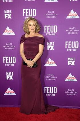 LOS ANGELES - MAR 1: Jessica Lange at the Feud: Bette And Joan Premiere Screening at the TCL Chinese Theater IMAX on March 1, 2017 in Los Angeles, CA  Copyright: xHPAx xIPAx xHutchinsxPhotox