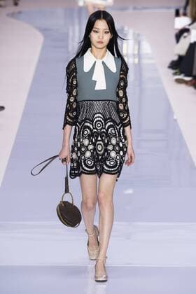 215997 Marineau Starface 2017-03-02 Paris France Paris Fashion Week. Defile Chloe PAP Automne-hiver 2017. Chloé , autumn-winter 2017 Paris, France Paris Fashion Week. Fashion Show Chloe PAP Autumn-Winter 2017. _sans_perso  Copyright: xMarineaux STAR_215997_013