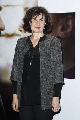 Anne Le Ny CELEBRITES : Vor Filmpremiere Premiere La Confession - Paris - 02 03 2017 GwendolineLeGoff Panoramic 