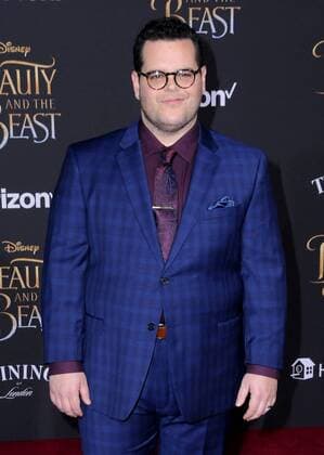 March 2, 2017 - Hollywood, CA, United States - 02 March 2017 - Hollywood, California - Josh Gad. Los Angeles premiere of Disney s Beauty and the Beast held at El Capitan Theatre. Photo Credit: AdMedia Hollywood United States - ZUMAa123 20170302_zaa_a123_132 Copyright: xBirdiexThompsonx