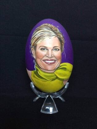 Handbemalte Ostereier mit dem Konterfei niederländischer Adeliger 03-03-2017 Wassenaar Hand painted royal eggs by Mrs. Tiety Entjes-Weij of Queen Maxima. The collection will be displayed during the Eierbeurs on 25th and 26th of march in Wassenaar, 8th and 9th of april in Bemmel (c) PPE Wassenaar Netherlands  Copyright: xppe entjesx