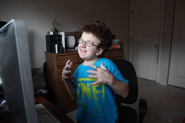 April 27, 2011 - Elmhurst, IL, USA - Keenan Cahill, 16, of Elmhurst, Illinois, has become a YouTube sensation with his lip-synching videos to popular songs, which are mostly made in his bedroom, Wednesday, April 27, 2011. He is known for his expressive and elastic expressions. ( Chicago Tribune MCT) - ZUMAm67_ 20110427_baf_m67_001 Copyright: xChuckxBermanx