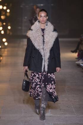 216023 Marineau Starface 2017-03-02 Paris France Paris Fashion Week. Defile PAP Automne-hiver 2017.Isabelle Marant. Isabel Marant , autumn-winter 2017 Paris, France Paris Fashion Week. Fashion Show Isabelle Marant PAP Autumn-Winter 2017. Editorial use only _sans_perso  Copyright: xMarineaux STAR_216023_007