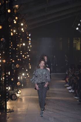 216023 Marineau Starface 2017-03-02 Paris France Paris Fashion Week. Defile PAP Automne-hiver 2017.Isabelle Marant. Isabel Marant , autumn-winter 2017 Paris, France Paris Fashion Week. Fashion Show Isabelle Marant PAP Autumn-Winter 2017. Editorial use only Hadid, Gigi  Copyright: xMarineaux STAR_216023_034