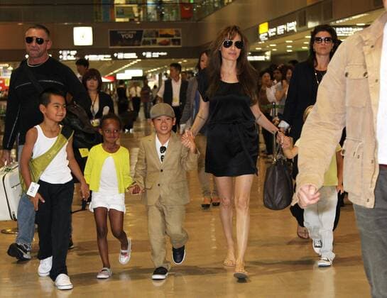 Jul 26, 2010 - Narita, Japan - Actress ANGELINA JOLIE and her children MADDOX, PAX, ZAHARA, and SHILO arrive at the Narita International Airport in Japan to promote her latest movie Salt. - ZUMAjn1_ 20100726_cob_jn1_444 Copyright: xKoichixKamoshidax