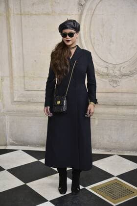 216031 Valentin Paoli Starface 2017-03-03 Paris France Paris Fashion Week. Defile PAP Automne-hiver 2017 DIOR. Arrivees. Paris Fashion Week. Arrivals at Dior Show. Fenty, Robyn Rihanna ( Rihanna )  Copyright: xValentinxPaolix xStarfacex STAR_216031_152