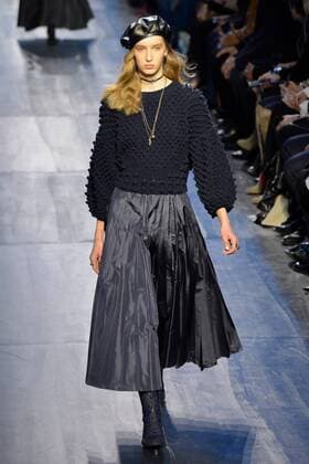 (170303) -- PARIS, March 3, 2017 -- A model presents a creation of Christian Dior during the Women s Ready-to-Wear Fall Winter 2017 2018 fashion week in Paris, France, on March 3, 2017. ) FRANCE-PARIS-FASHION WEEK-CHRISTIAN DIOR PieroxBiasion 