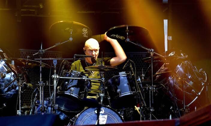 Bern, ACDC Show, 29.05.2016, Chris Slade (Drums) Copyright: CronosFoto Frederic Dubuis  Copyright: xCronosFoto FredericxDubuisx cronosfdb29May201648226