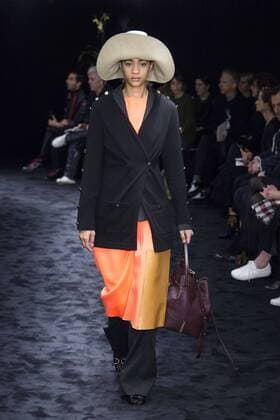 216044 Marineau Starface 2017-03-02 Paris France Paris Fashion Week. Defile PAP Automne-hiver 2017. LOEWE. Loewe , autumn-winter 2017 Paris, France Editorial use only  Copyright: xMarineaux STAR_216044_009