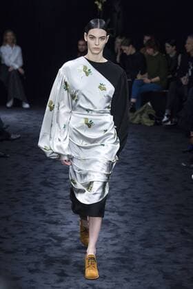 216044 Marineau Starface 2017-03-02 Paris France Paris Fashion Week. Defile PAP Automne-hiver 2017. LOEWE. Loewe , autumn-winter 2017 Paris, France Editorial use only  Copyright: xMarineaux STAR_216044_018