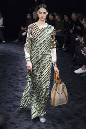 216044 Marineau Starface 2017-03-02 Paris France Paris Fashion Week. Defile PAP Automne-hiver 2017. LOEWE. Loewe , autumn-winter 2017 Paris, France Editorial use only  Copyright: xMarineaux STAR_216044_021