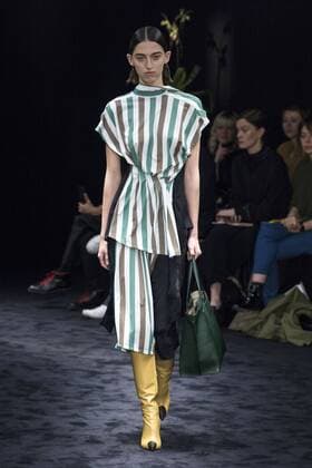 216044 Marineau Starface 2017-03-02 Paris France Paris Fashion Week. Defile PAP Automne-hiver 2017. LOEWE. Loewe , autumn-winter 2017 Paris, France Editorial use only  Copyright: xMarineaux STAR_216044_033