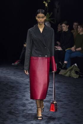 216044 Marineau Starface 2017-03-02 Paris France Paris Fashion Week. Defile PAP Automne-hiver 2017. LOEWE. Loewe , autumn-winter 2017 Paris, France Editorial use only  Copyright: xMarineaux STAR_216044_044