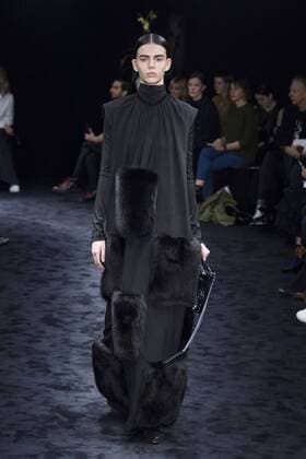 216044 Marineau Starface 2017-03-02 Paris France Paris Fashion Week. Defile PAP Automne-hiver 2017. LOEWE. Loewe , autumn-winter 2017 Paris, France Editorial use only  Copyright: xMarineaux STAR_216044_048
