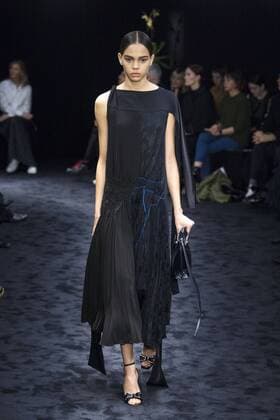 216044 Marineau Starface 2017-03-02 Paris France Paris Fashion Week. Defile PAP Automne-hiver 2017. LOEWE. Loewe , autumn-winter 2017 Paris, France Editorial use only  Copyright: xMarineaux STAR_216044_049