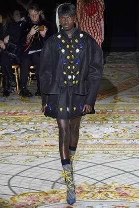 . 04 03 2017. Paris, France. Vivienne Westwood show at Paris Fashion Week for Autumn Winter 2017.  xi-Imagesx IIM-14575-0002