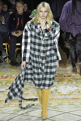 . 04 03 2017. Paris, France. Vivienne Westwood show at Paris Fashion Week for Autumn Winter 2017.  xi-Imagesx IIM-14575-0031