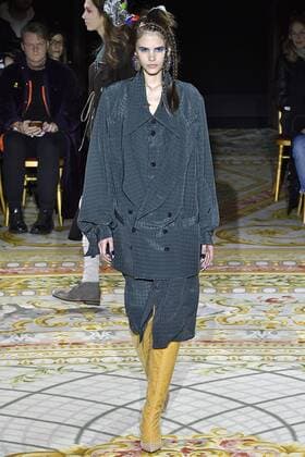 . 04 03 2017. Paris, France. Vivienne Westwood show at Paris Fashion Week for Autumn Winter 2017.  xi-Imagesx IIM-14575-0067