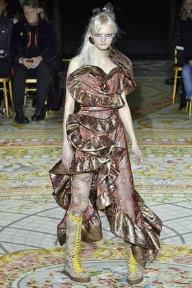. 04 03 2017. Paris, France. Vivienne Westwood show at Paris Fashion Week for Autumn Winter 2017.  xi-Imagesx IIM-14575-0121