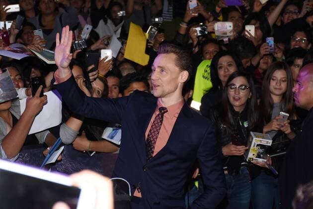 March 4, 2017 - Mexico City, Mexico - Actor Tom Hiddleston is seen tgreeting during the red carpet film premiere of Kong: Skull Island at Cinepolis Oasis on March 04, 2017 in Mexico City, Mexico Mexico City Mexico  - ZUMAn230 20170304_zaa_n230_787 Copyright: xCarlosxTischlerx