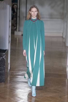 216077 Marineau Starface 2017-03-05 Paris France Paris Fashion Week. Defile PAP Automne-hiver 2017. VALENTINO. Valentino , autumn-winter 2017 Paris, France Editorial use only  Copyright: xMarineaux STAR_216077_021