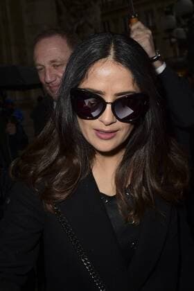 Salma Hayek et Francois Henri Pinault CELEBRITES : Arrivees du Defile Stella McCartney - Paris - 06 03 2017 JBAutissier Panoramic 