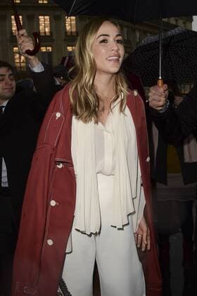 Carmen Jorda CELEBRITES : Arrivees du Defile Stella McCartney - Paris - 06 03 2017 JBAutissier Panoramic 