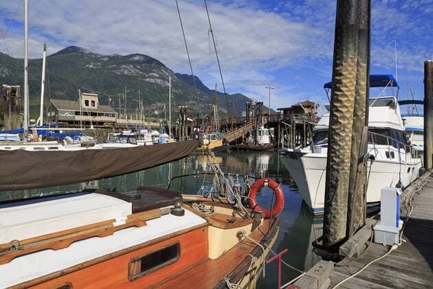 Marina, Squamish, Vancouver, British Columbia, Canada, North America Copyright: RichardxCummins 776-4811