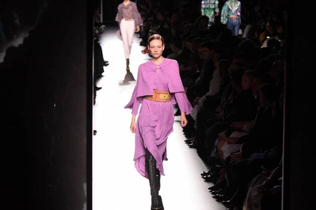 PARIS, March 6, 2017 -- A model presents a creation of Hermes during the Women s Ready-to-Wear Fall Winter 2017 2018 fashion week in Paris, France, on March 6, 2017. )(zcc) FRANCE-PARIS-FASHION WEEK-HERMES PieroxBiasion 