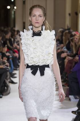 216111 Marineau Starface 2017-03-06 Paris France Paris Fashion Week. Defile PAP automne-hiver. Giambattita Valli. Giambattista Valli , autumn-winter 2017 Paris, France Paris fashion week. Parade PAP Autumn-Winter 2017. Giambattista Valli. Editorial use only _sans_perso  Copyright: xMarineaux STAR_216111_015