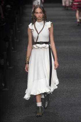 216116 Marineau Starface 2017-03-06 Paris France Paris Fashion Week. Defile PAP automne-hiver. Alexander Mc Queen Alexander McQueen , autumn-winter 2017 Paris, France Editorial use only _sans_perso  Copyright: xMarineaux STAR_216116_015