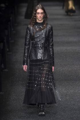 216116 Marineau Starface 2017-03-06 Paris France Paris Fashion Week. Defile PAP automne-hiver. Alexander Mc Queen Alexander McQueen , autumn-winter 2017 Paris, France Editorial use only _sans_perso  Copyright: xMarineaux STAR_216116_025